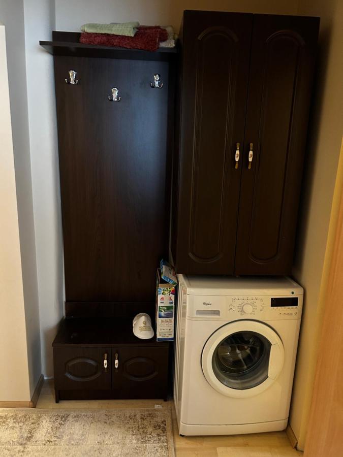 Lalelelor Apartment スチャヴァ エクステリア 写真